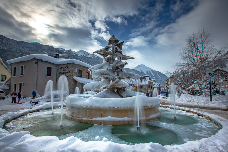 fontaine saint Lary Soulan gelée