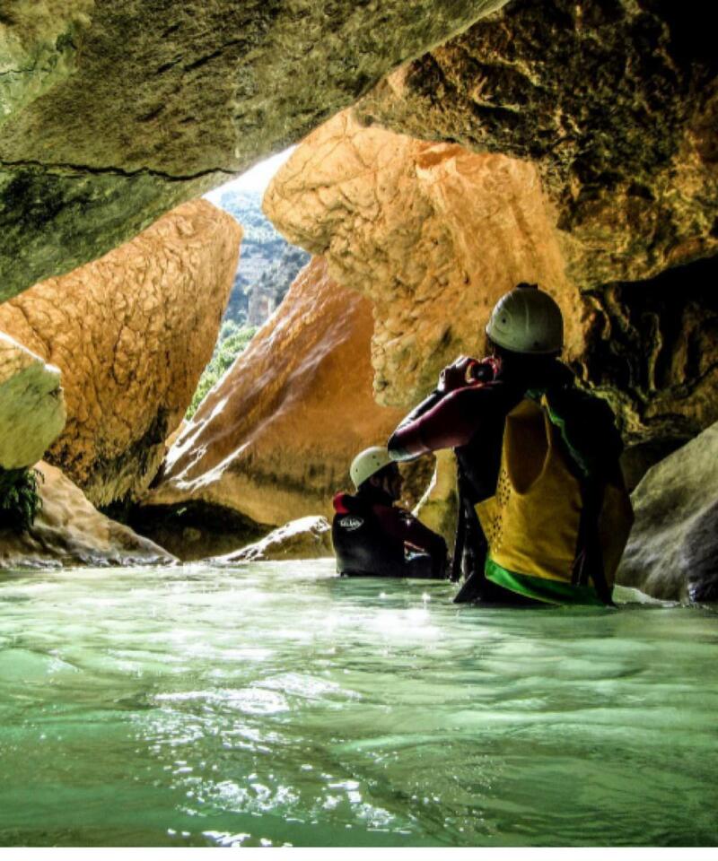 evolution dans l'eau des canyon de la sierra de Guara